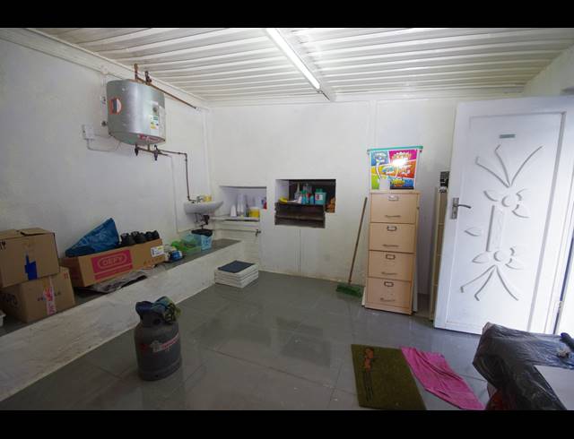 200M² INVESTMENT FOR SALE IN SPRINGS CENTRAL